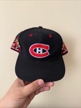 Montreal Canadiens Black & Red Logo Baseball Cap